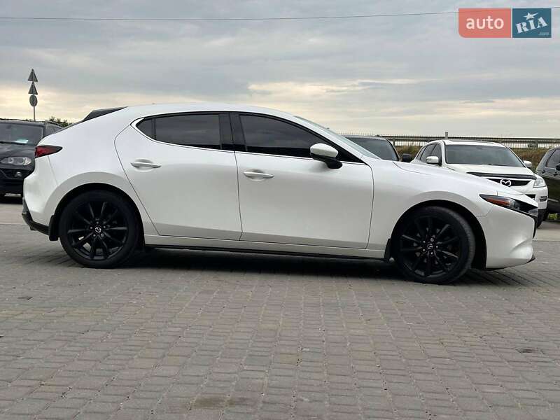 Хэтчбек Mazda 3 2019 в Львове
