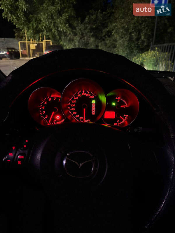 Седан Mazda 3 2006 в Первомайську
