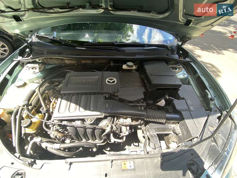 Седан Mazda 3 2004 в Одессе