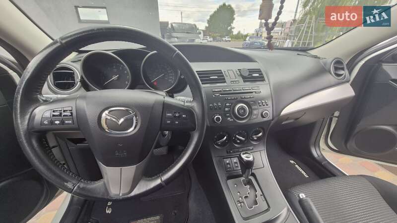 Седан Mazda 3 2012 в Києві фото 13 Седан Mazda 3 2012 в Києві