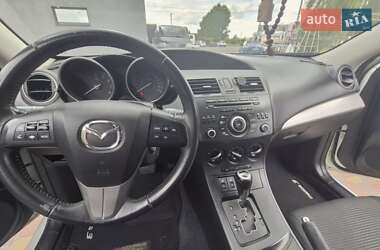 Седан Mazda 3 2012 в 