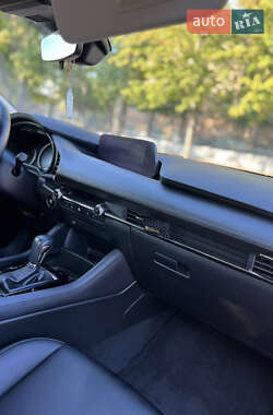 Седан Mazda 3 2018 в 