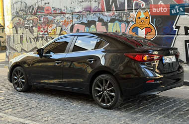 Седан Mazda 3 2018 в 