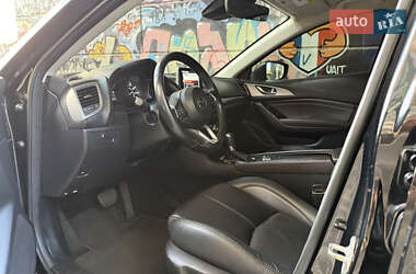 Седан Mazda 3 2018 в 