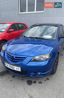 Седан Mazda 3 2004 в 