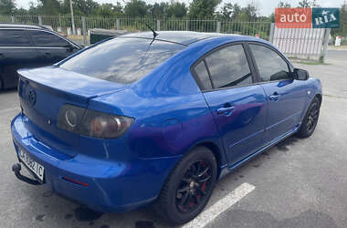 Седан Mazda 3 2004 в 