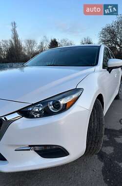 Хэтчбек Mazda 3 2018 в 