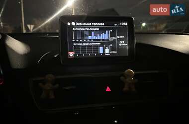 Седан Mazda 3 2014 в 
