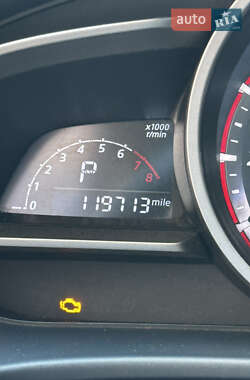 Седан Mazda 3 2013 в 