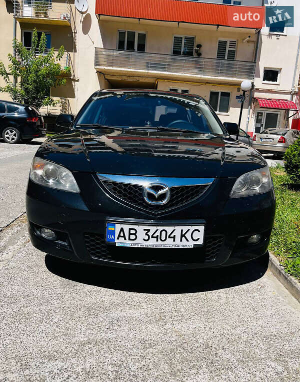 Седан Mazda 3 2008 в Ужгороді