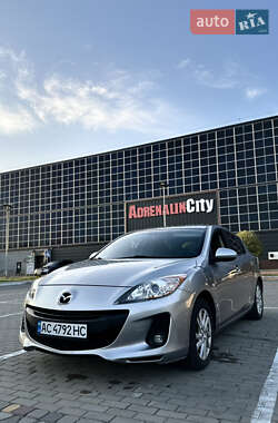 Хэтчбек Mazda 3 2011 в Луцке