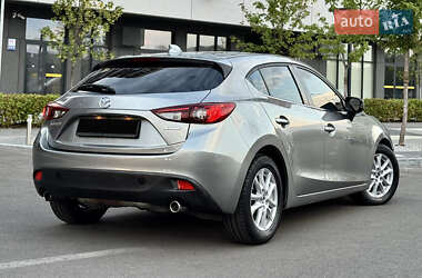 Хэтчбек Mazda 3 2014 в 