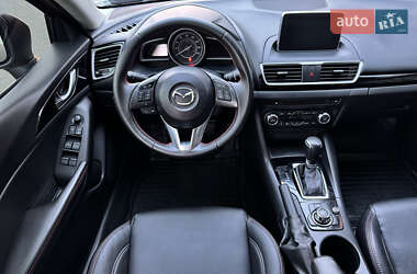 Хэтчбек Mazda 3 2014 в 