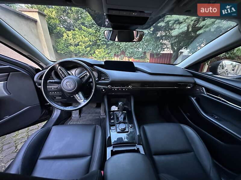 Седан Mazda 3 2020 в Львове