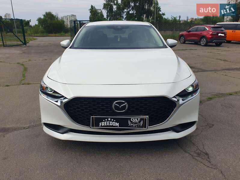 Седан Mazda 3 2019 в Києві