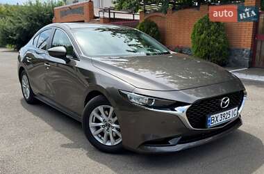 Седан Mazda 3 2019 в Киеве