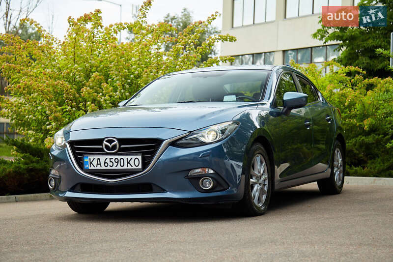 Mazda 3 2015