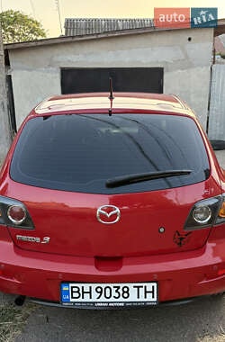 Хэтчбек Mazda 3 2006 в 