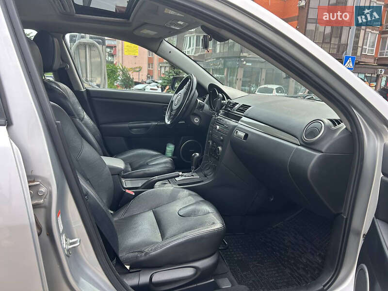 Седан Mazda 3 2006 в Львове