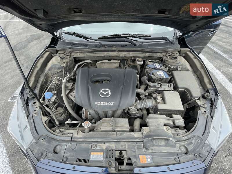 Хэтчбек Mazda 3 2018 в Киеве