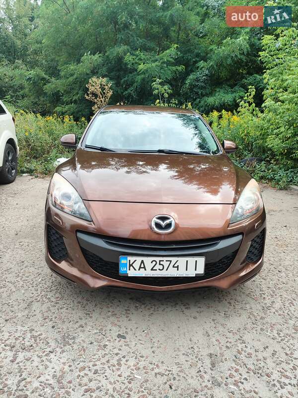 Седан Mazda 3 2011 в Броварах