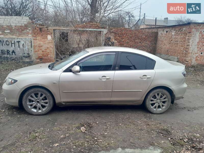 Седан Mazda 3 2007 в Полтаве