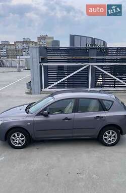 Хэтчбек Mazda 3 2006 в Киеве