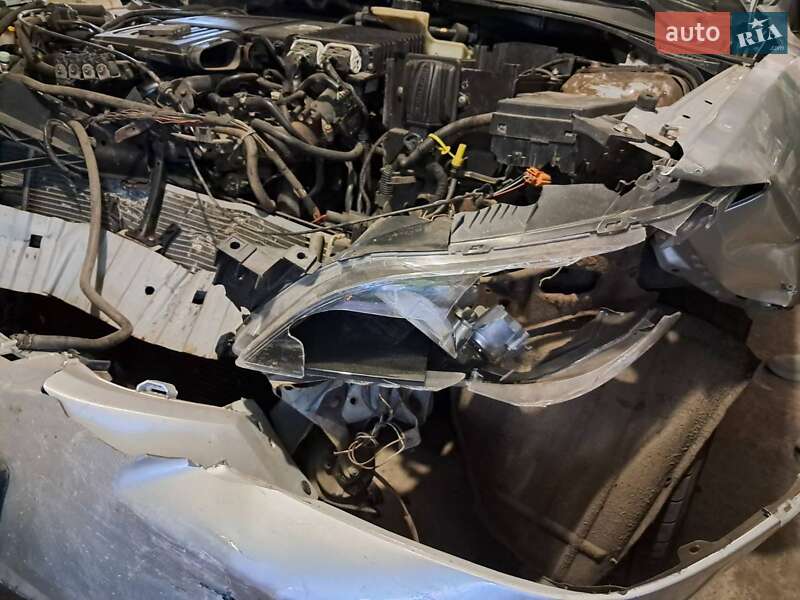 Седан Mazda 3 2005 в Краснограде