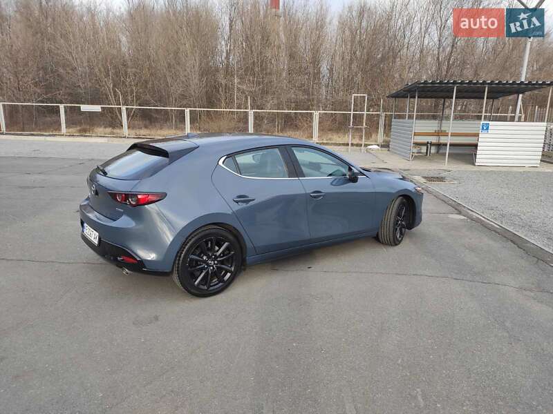 Хэтчбек Mazda 3 2019 в Днепре