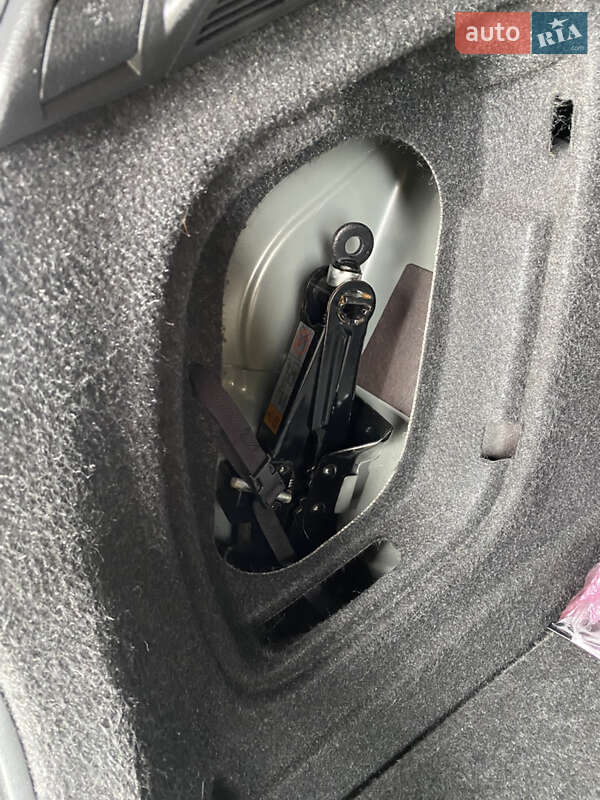 Хэтчбек Mazda 3 2012 в Виннице