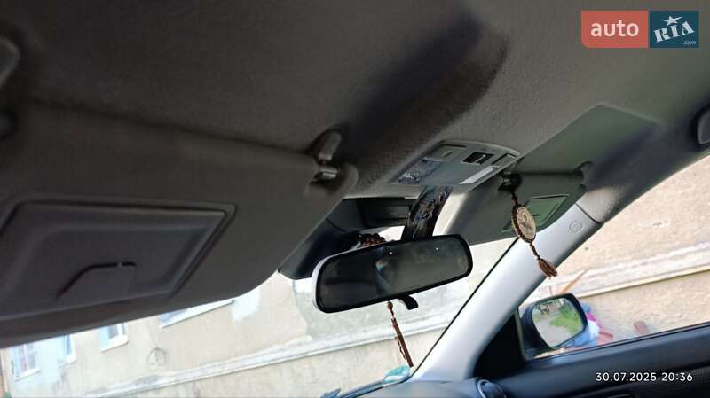 Хэтчбек Mazda 3 2007 в Стрые