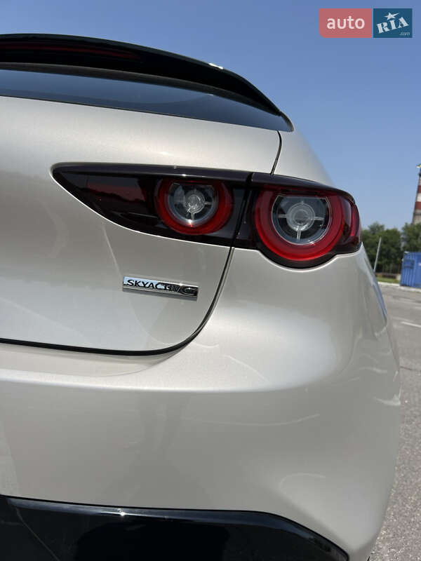 Хэтчбек Mazda 3 2024 в Днепре