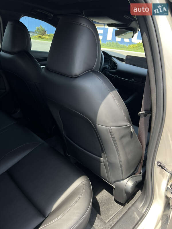 Хэтчбек Mazda 3 2024 в Днепре