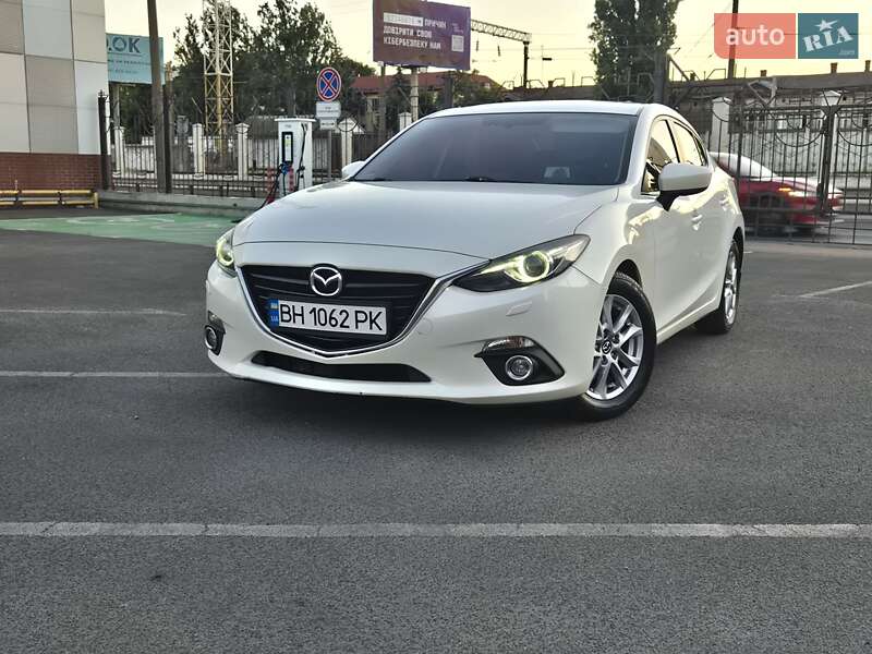 Mazda 3 2016