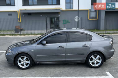 Седан Mazda 3 2005 в 