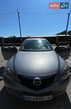 Хетчбек Mazda 3 2003 в Брацлаві