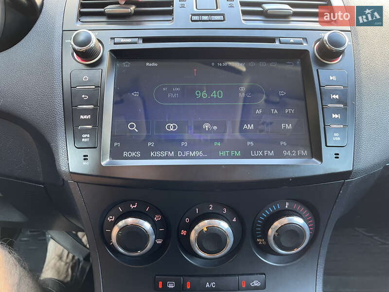 Хэтчбек Mazda 3 2011 в Киеве