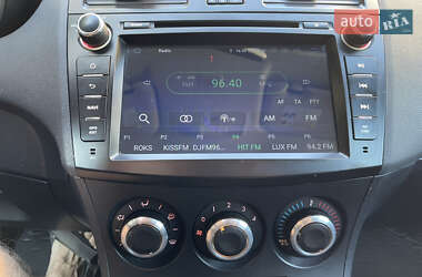 Хэтчбек Mazda 3 2011 в 