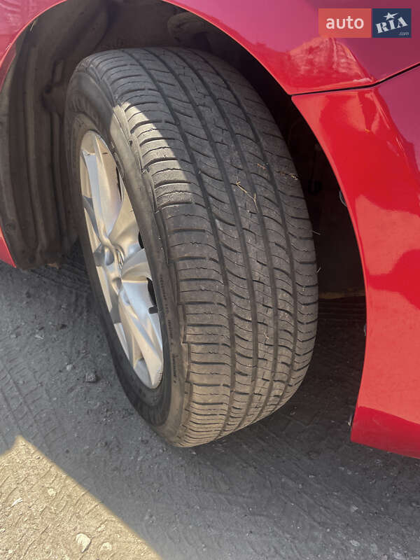 Седан Mazda 3 2016 в Днепре