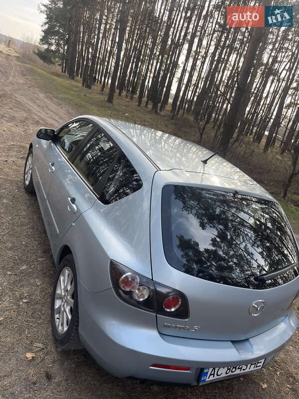 Хэтчбек Mazda 3 2008 в Луцке