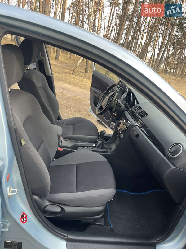Хэтчбек Mazda 3 2008 в Луцке