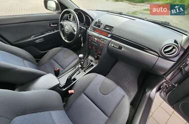 Седан Mazda 3 2006 в 