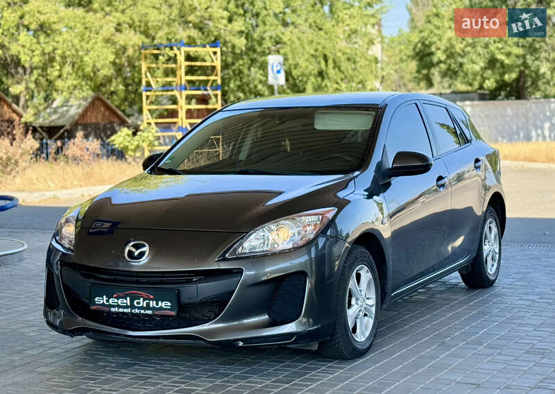Хэтчбек Mazda 3 2012 в Николаеве