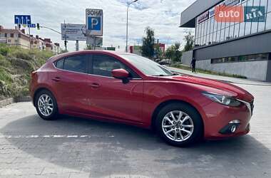 Хэтчбек Mazda 3 2013 в 