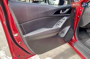 Хэтчбек Mazda 3 2013 в 