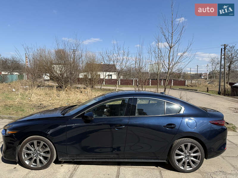Седан Mazda 3 2020 в Львове