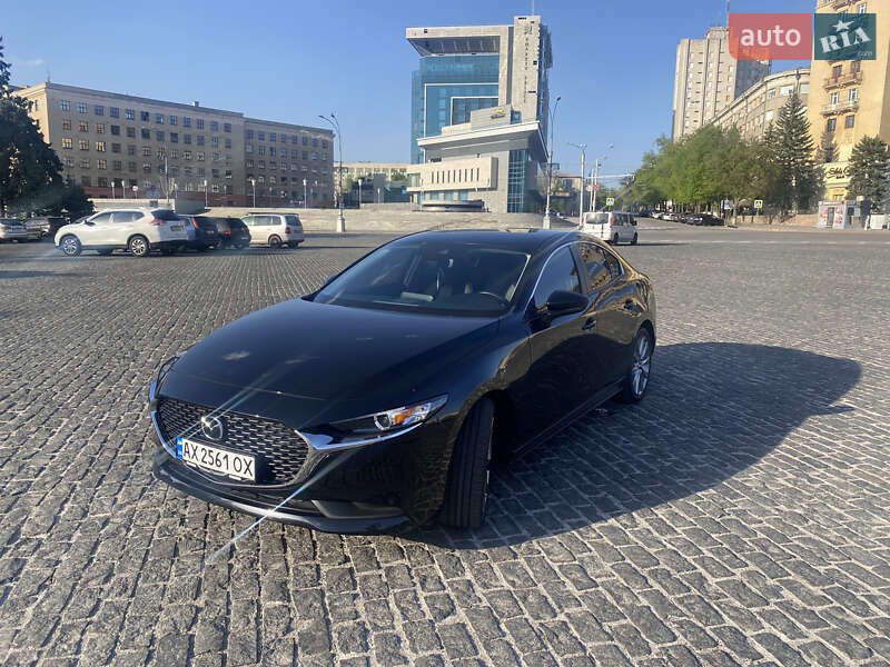 Седан Mazda 3 2023 в Харькове