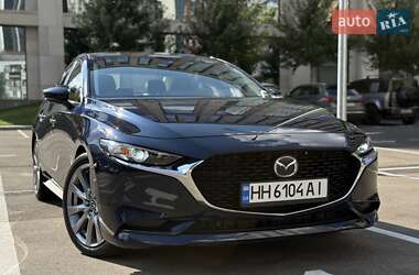 Седан Mazda 3 2019 в Киеве