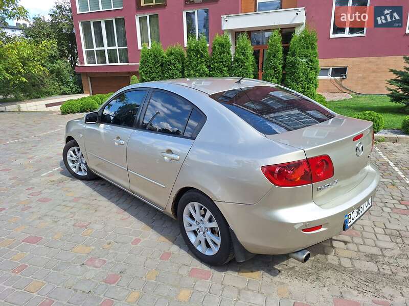 Седан Mazda 3 2005 в Львове