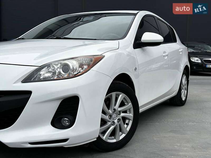 Хэтчбек Mazda 3 2012 в Львове